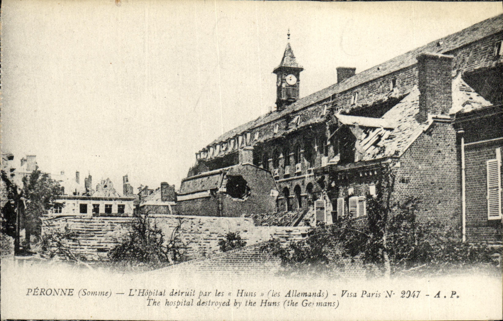 CPA Peronne L Hopital detruit Par Les Huns Militaria