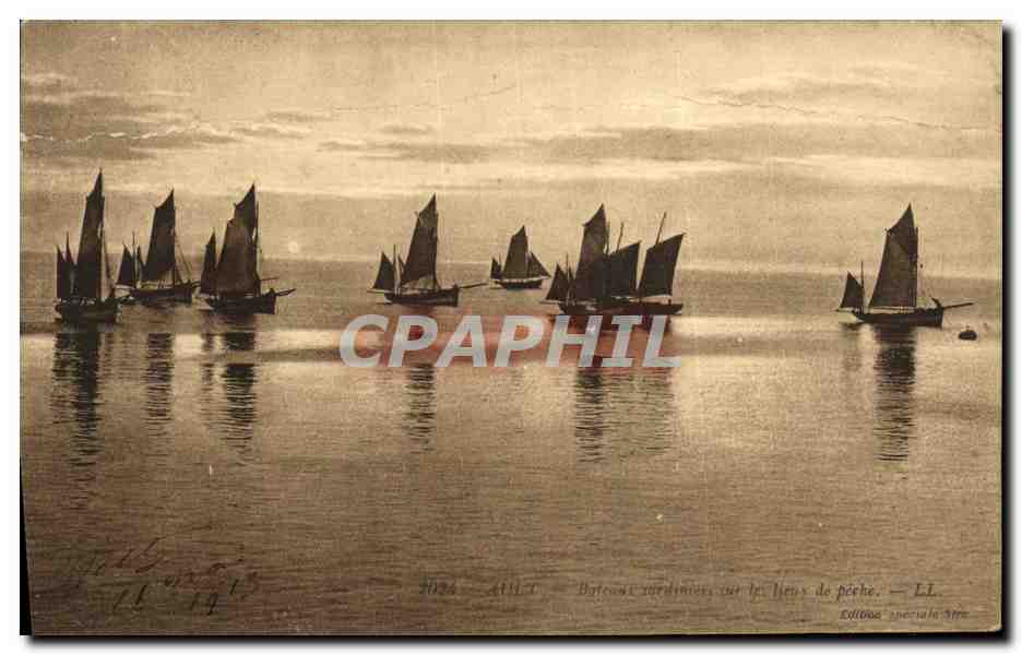 CPA Ault Bateaux sardiniers sur les lieux de peche 