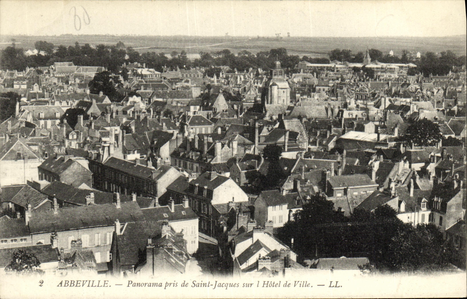 CPA Abbeville Panorama pris de Saint Jacques sur l hotel de ville