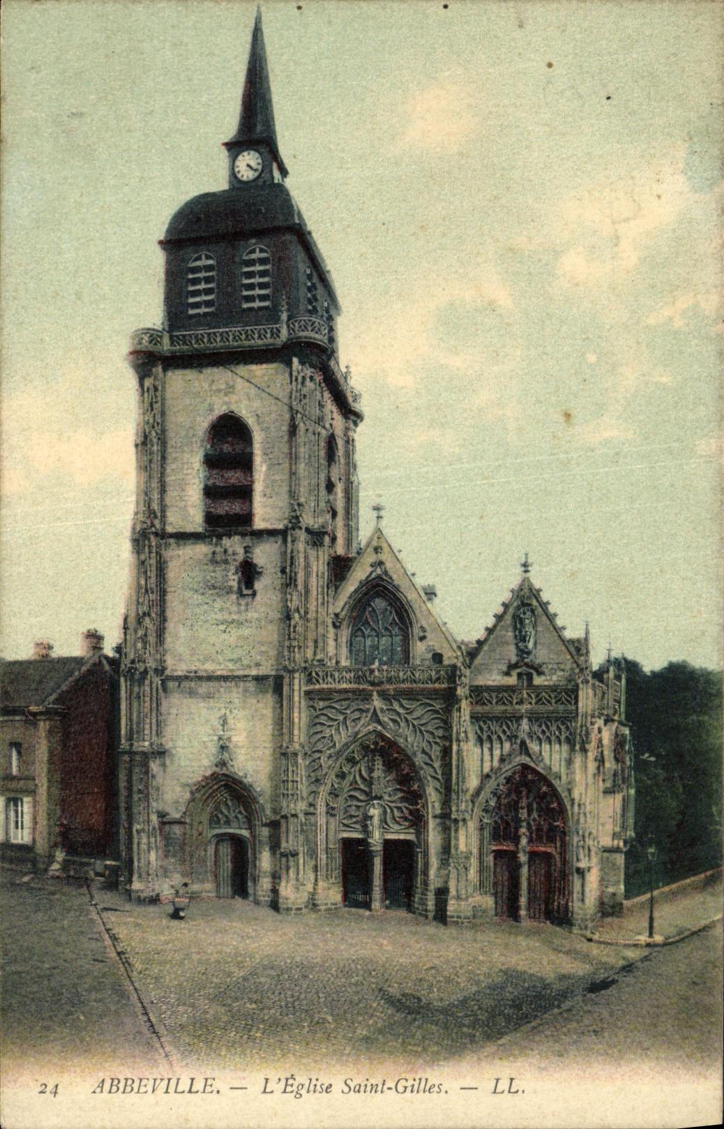 CPA Abbeville L Eglise Saint Gilles
