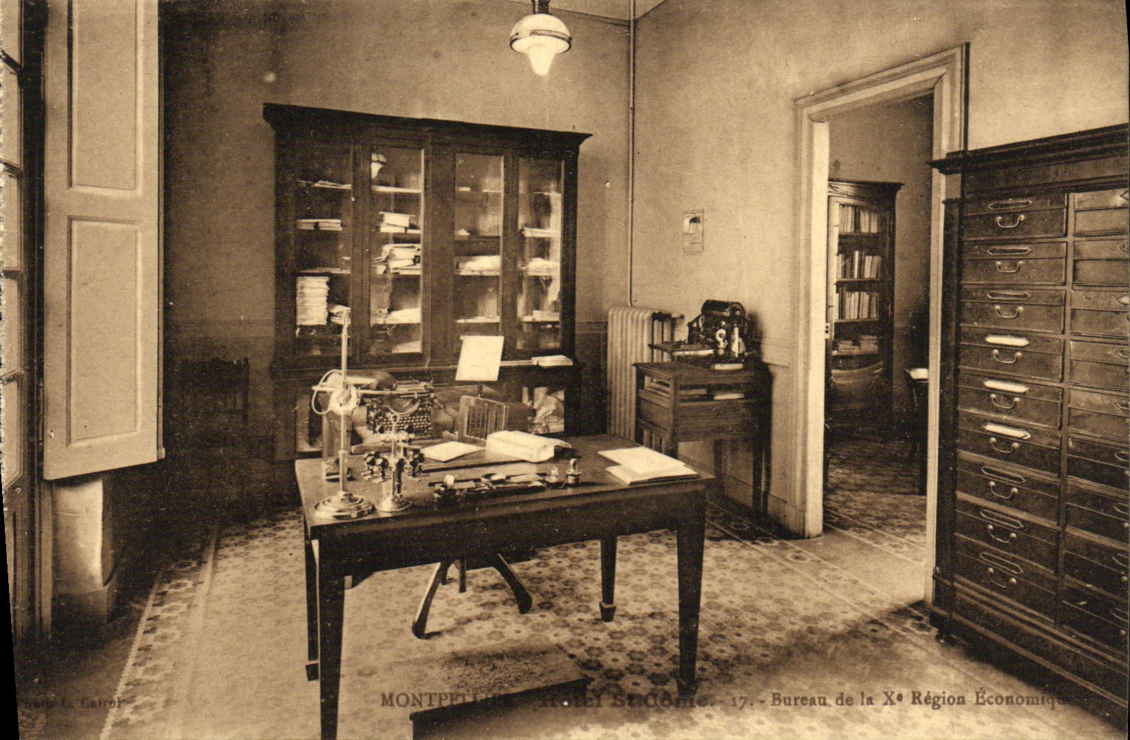 CPA Montpellier Hotel St Come Bureau de la Xeme region economique 