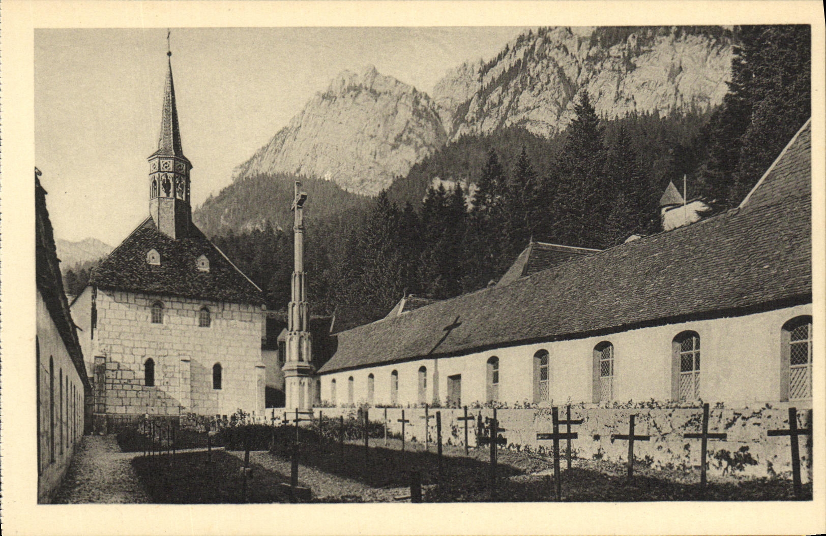 CPA Monastere de la Grande Chartreuse Le Cimetiere