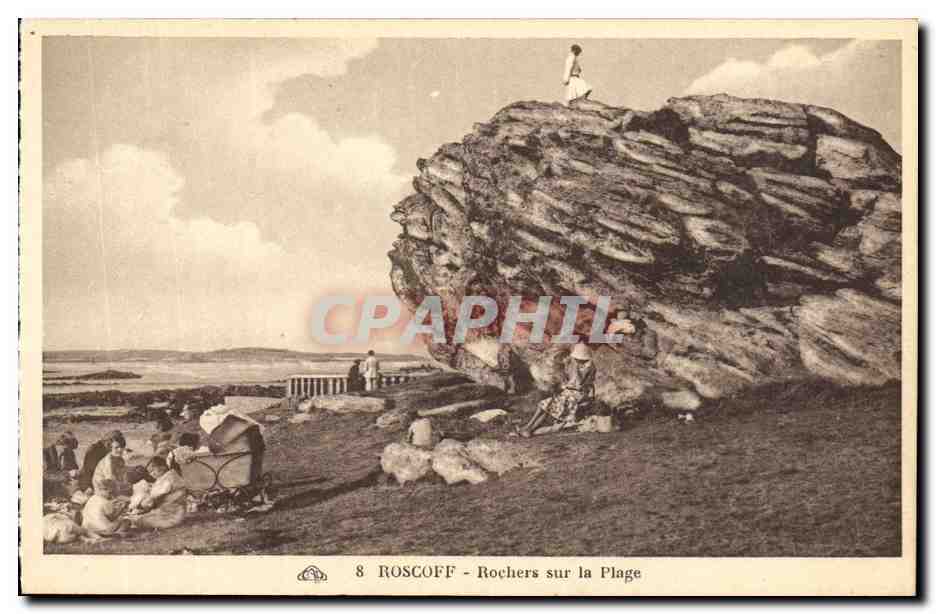 CPA Roscoff Rochers sur la Plage