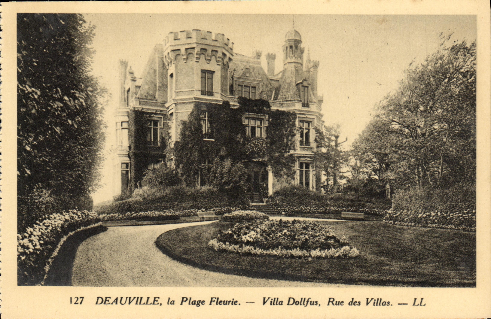 Deauville, la Plage Fleurie — Villa Dollfus, Rue des Villas — LL