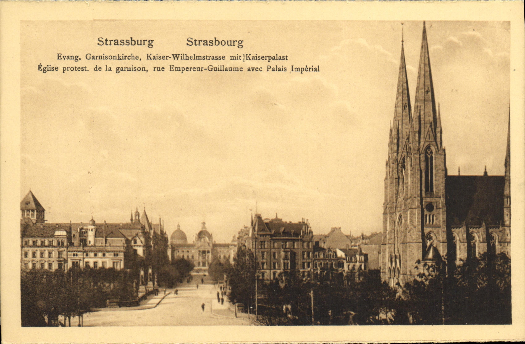 CPA Strassburg Eglise protestante de la garnison rue Empereur Guillaume avec Palais lmperial