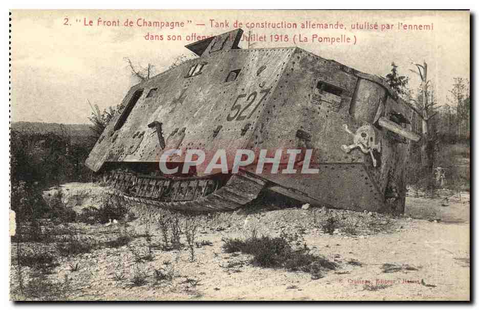 CPA Le Front de Champagne Tank de Construction allemande utilise par l ennemi Militaria