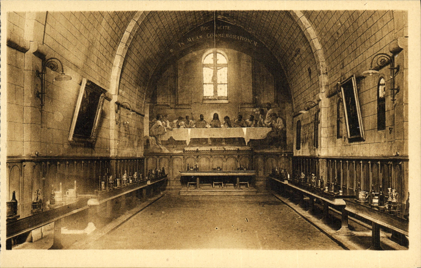 CPA Ile Saint Honorat Monastere Refectoire