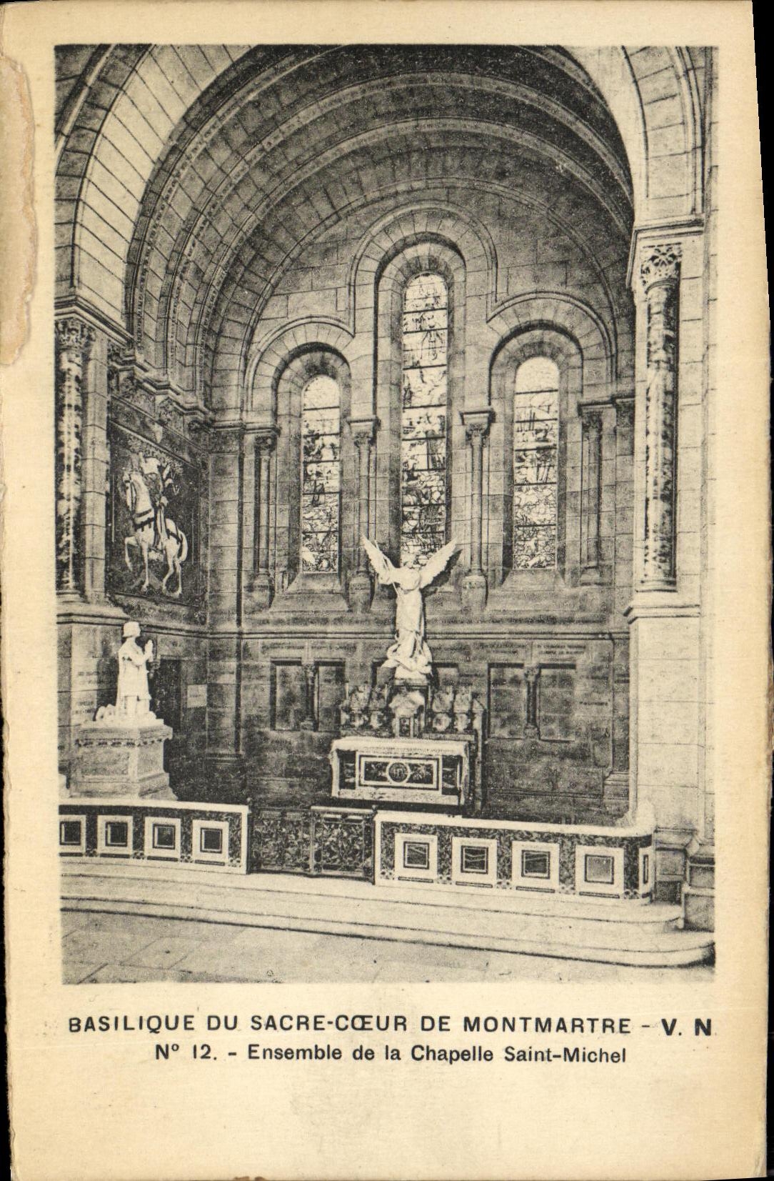 CPA Paris Basilique Du Sacre Coeur De Montmartre Ensemble de la chapelle Saint Michel