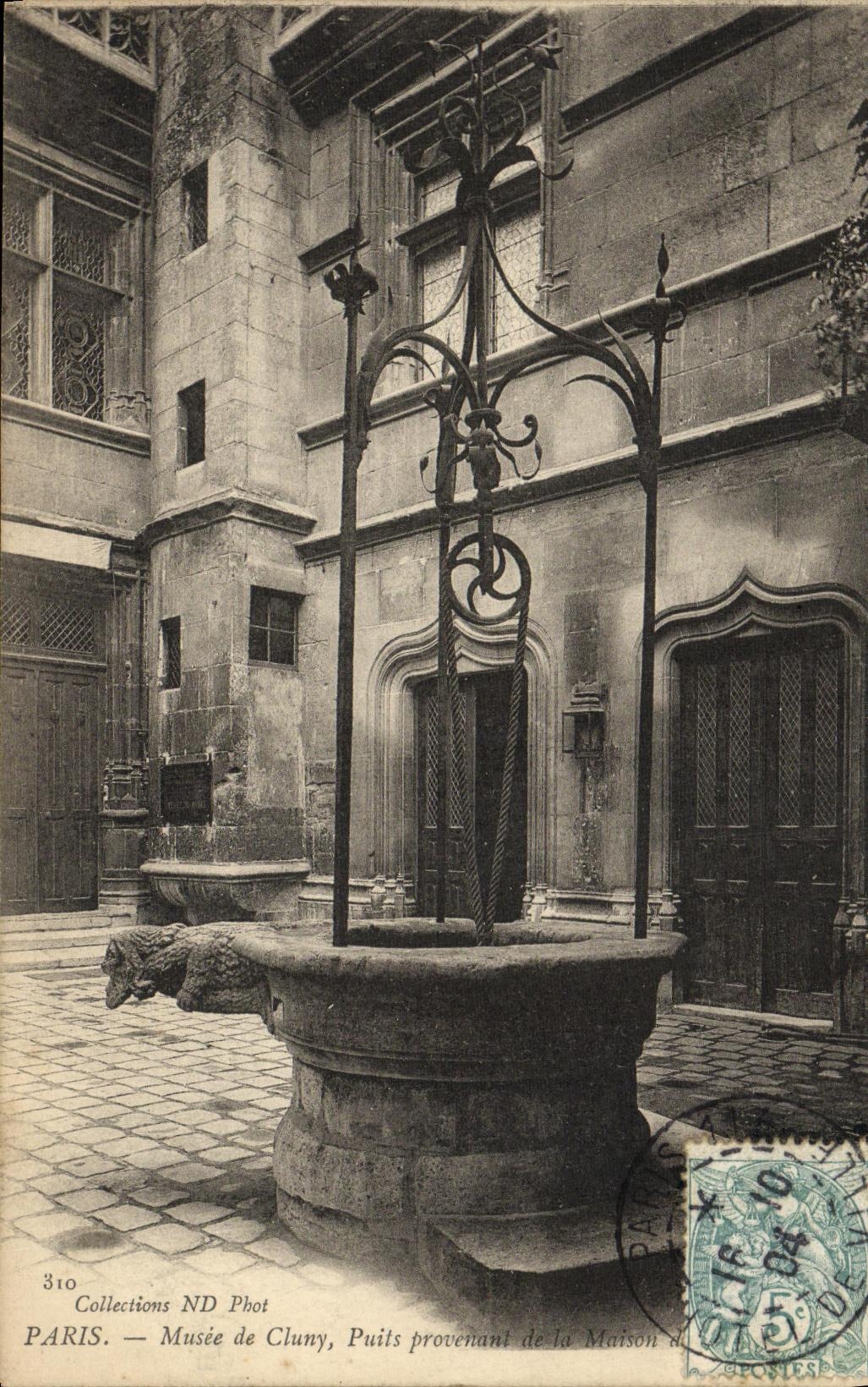 CPA Paris Musee de Cluny Le puits 