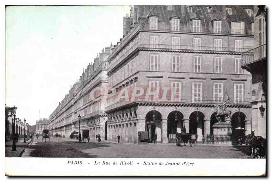 CPA Paris La Rue de Rivoli Statue de Jeanne D Arc