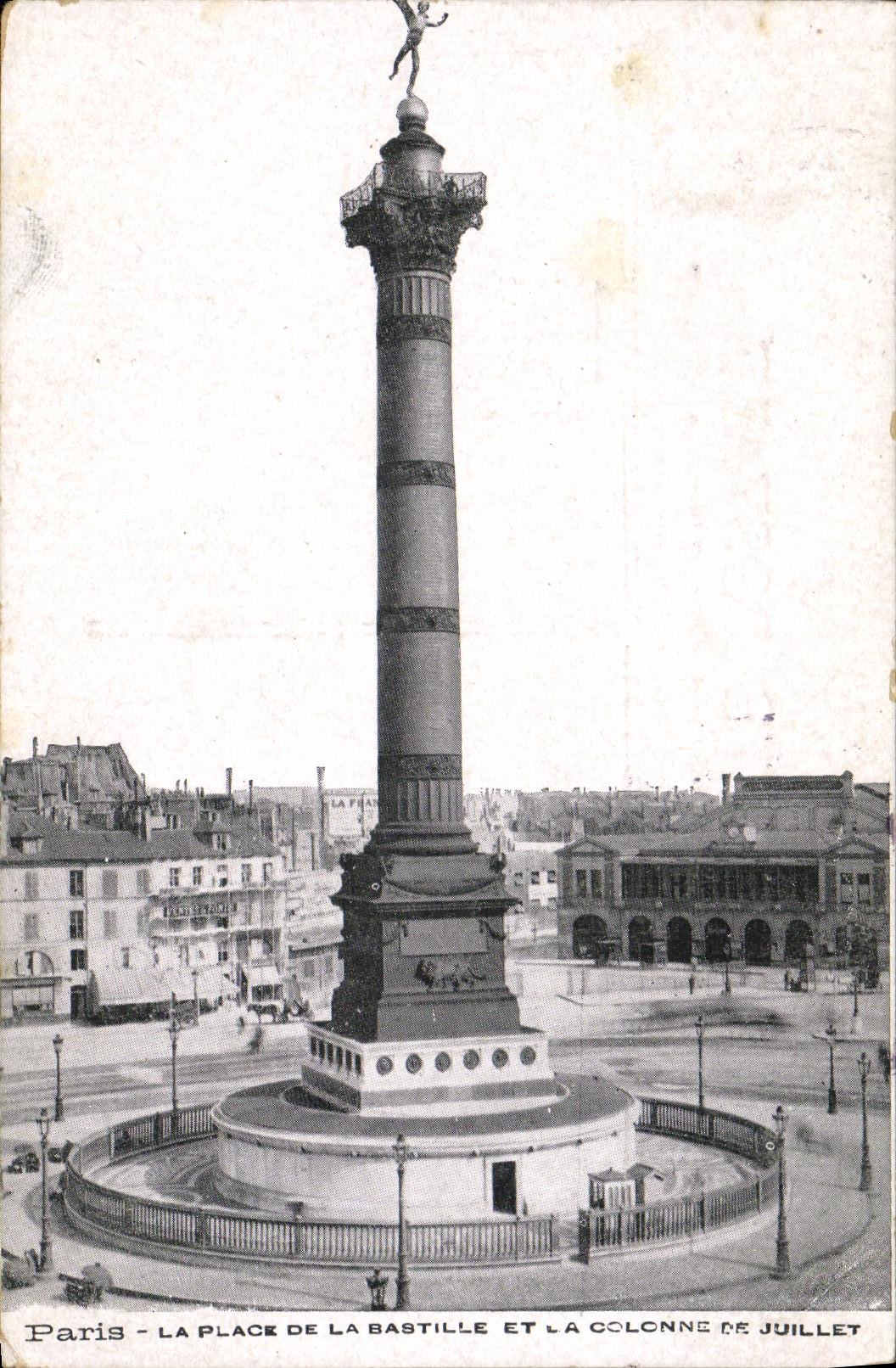 CPA Paris La Place De La Bastille Et La Colonne De Juillet