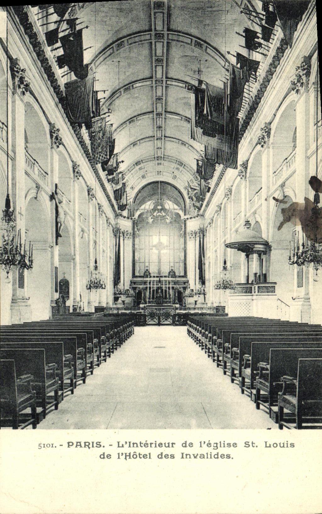 CPA Paris L Interieur de L Eglise St Louis de L Hotel des Invalides