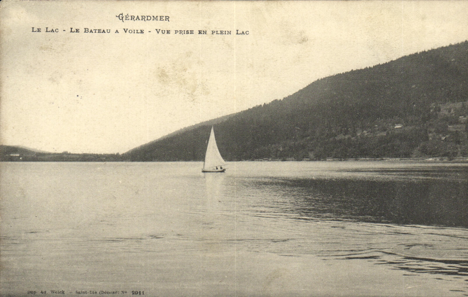 Gérardmer — Le lac — Bateau à voile — Vue prise en plein lac — Ad. Weick — Saint-Dié (Dép. 2011)