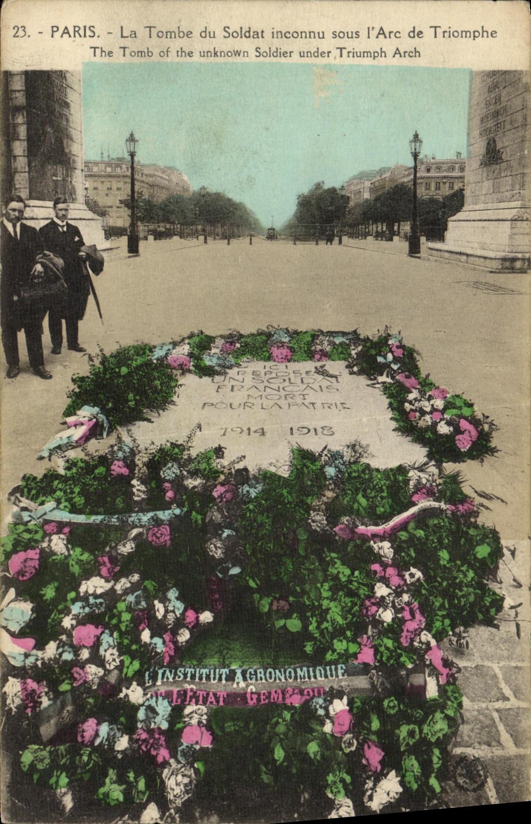 CPA Paris La Tombe du Soldat Inconnu Sous L Arc de Triomphe Militaria