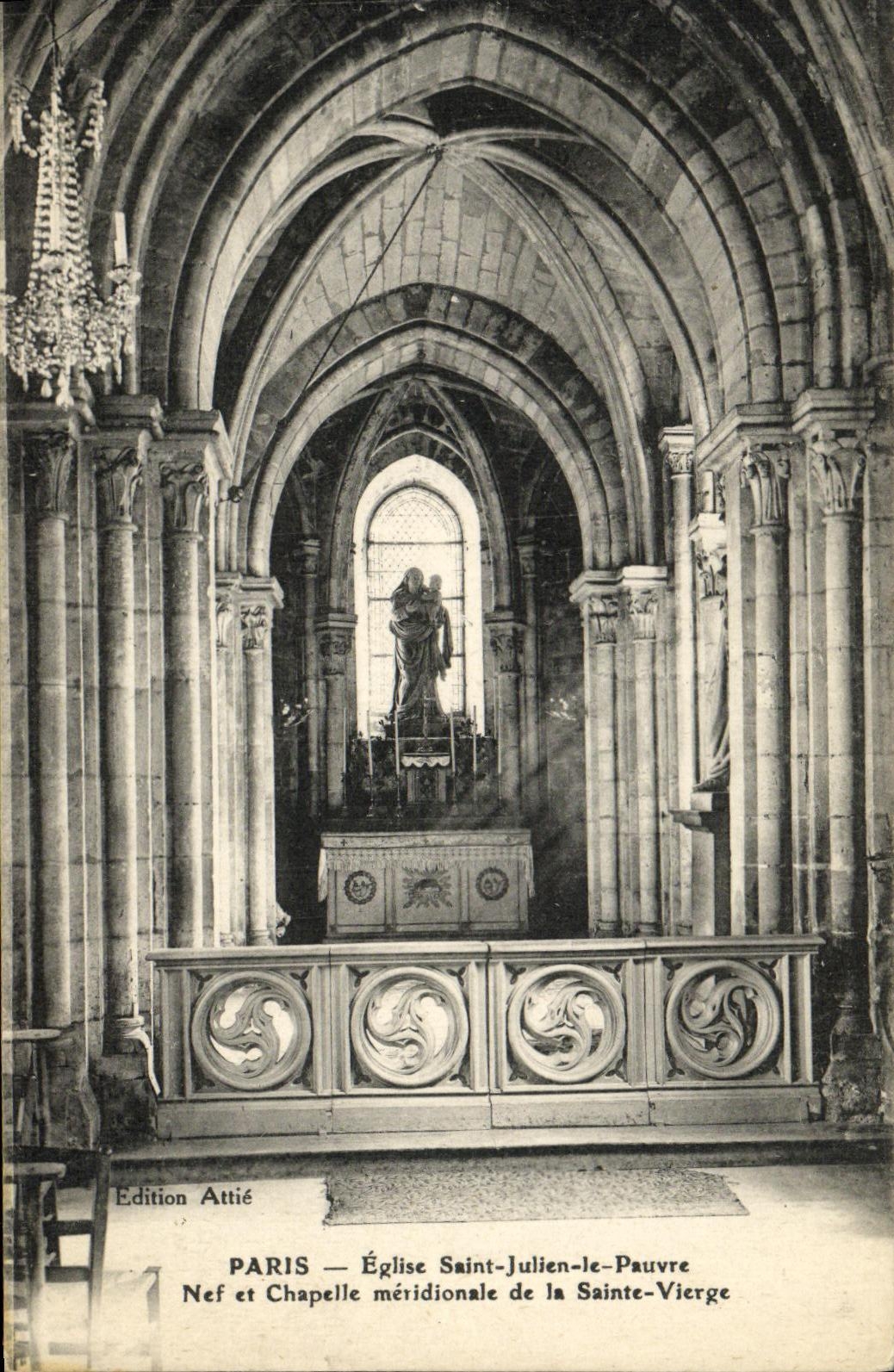 CPA Paris Eglise Saint Julien le Pauvre Nef et chapelle meridionale de la Sainte Vierge 