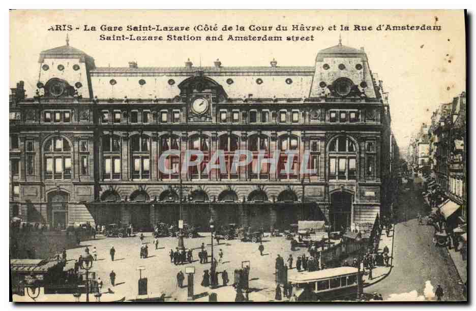 CPA Paris La Saint Lazare de la Coure du Havre et la Rue Amsterdam