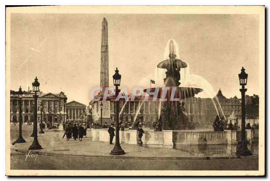 CPA Paris En Flanant Place de la Concorde