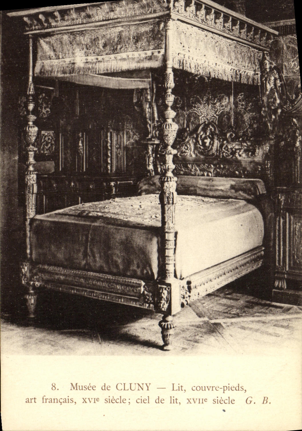 CPA Paris Musee de Cluny Lit Couvre Pieds art francais