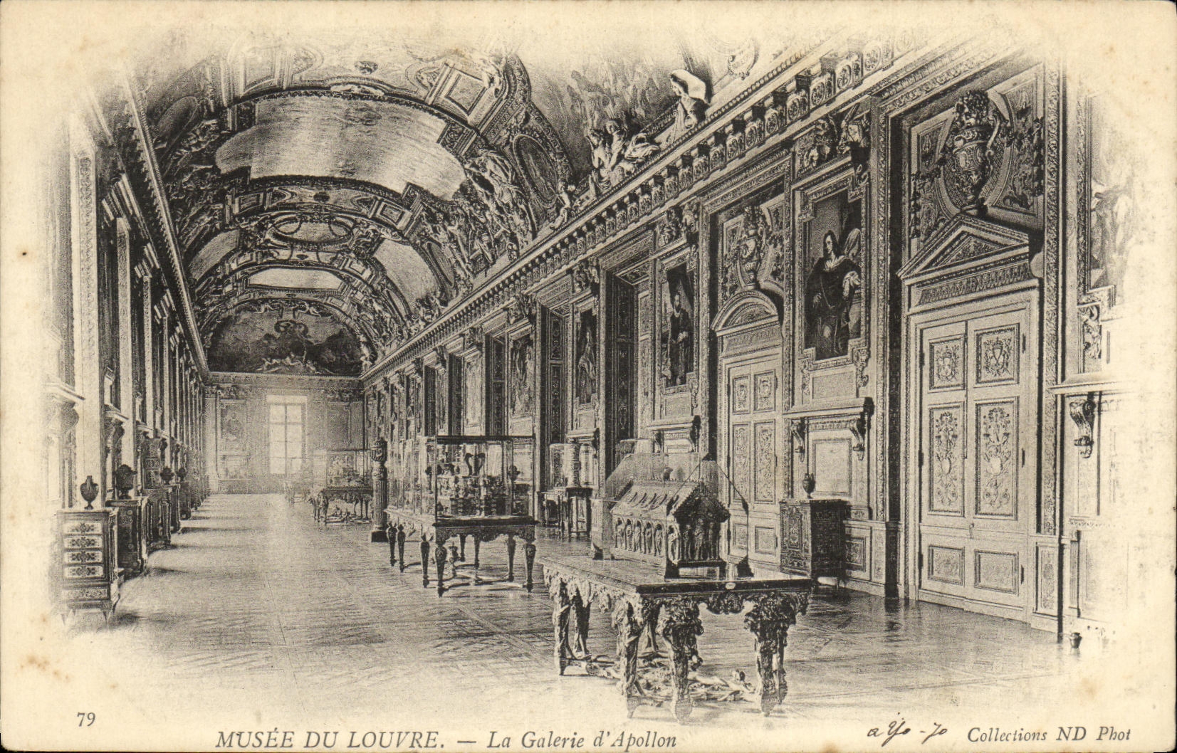 CPA Musee du Louvre La Galerie d Apollon