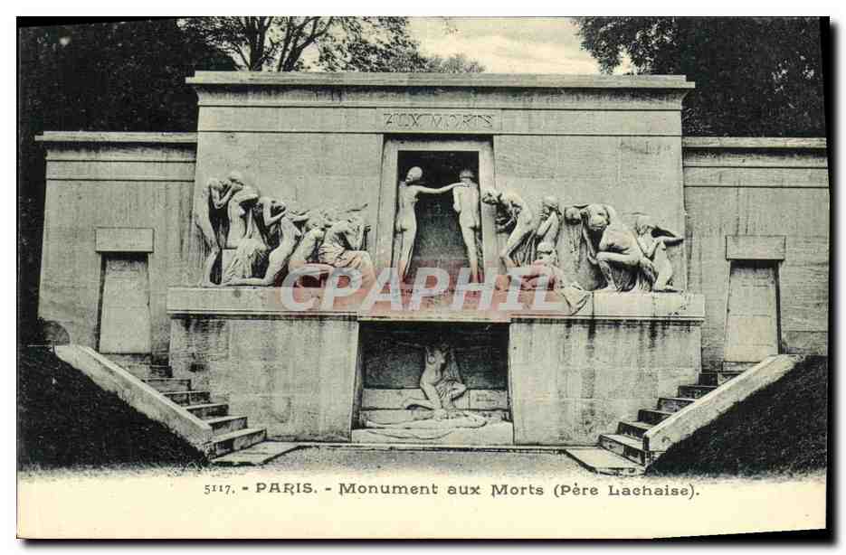 CPA Paris Monument aux Morts Pere Lachaise