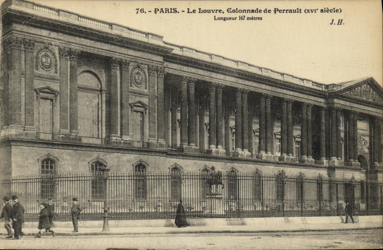CPA Paris Le Louvre Colonnade de Perrault