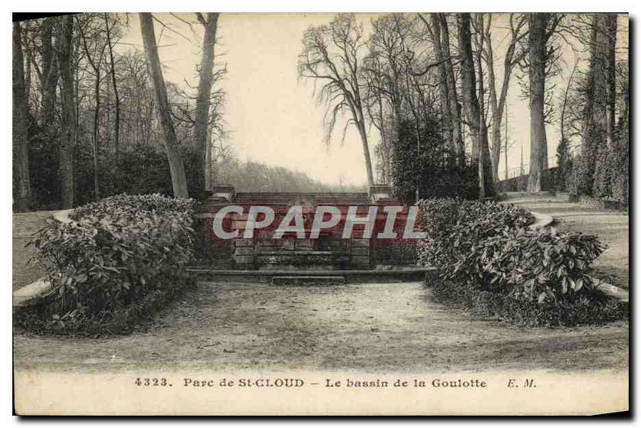 CPA Saint Cloud Le Bassin de la Goulotte