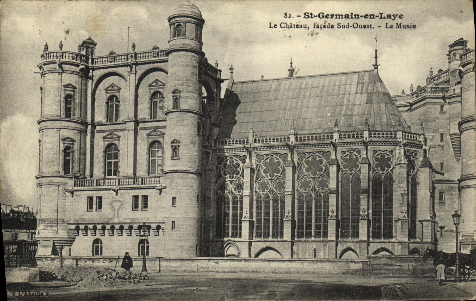 St-Germain-en-Laye — Le Château, façade Sud-Ouest — Le Musée — Éditeur P. Abatille, n°82
