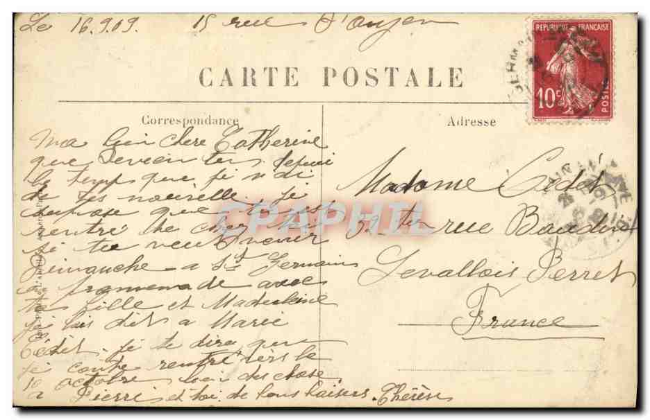 St-Germain-en-Laye — Le Château, façade Sud-Ouest — Le Musée — Éditeur P. Abatille, n°82 — Reverso