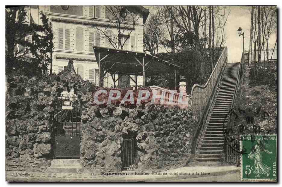 CPA Suresnes Escalier rustique conduisant a la gare