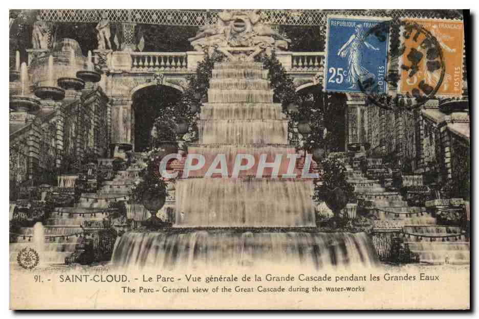 CPA St Cloud Le Parc Vue Generale de la Grande Cascade Pendant les grandes eaux