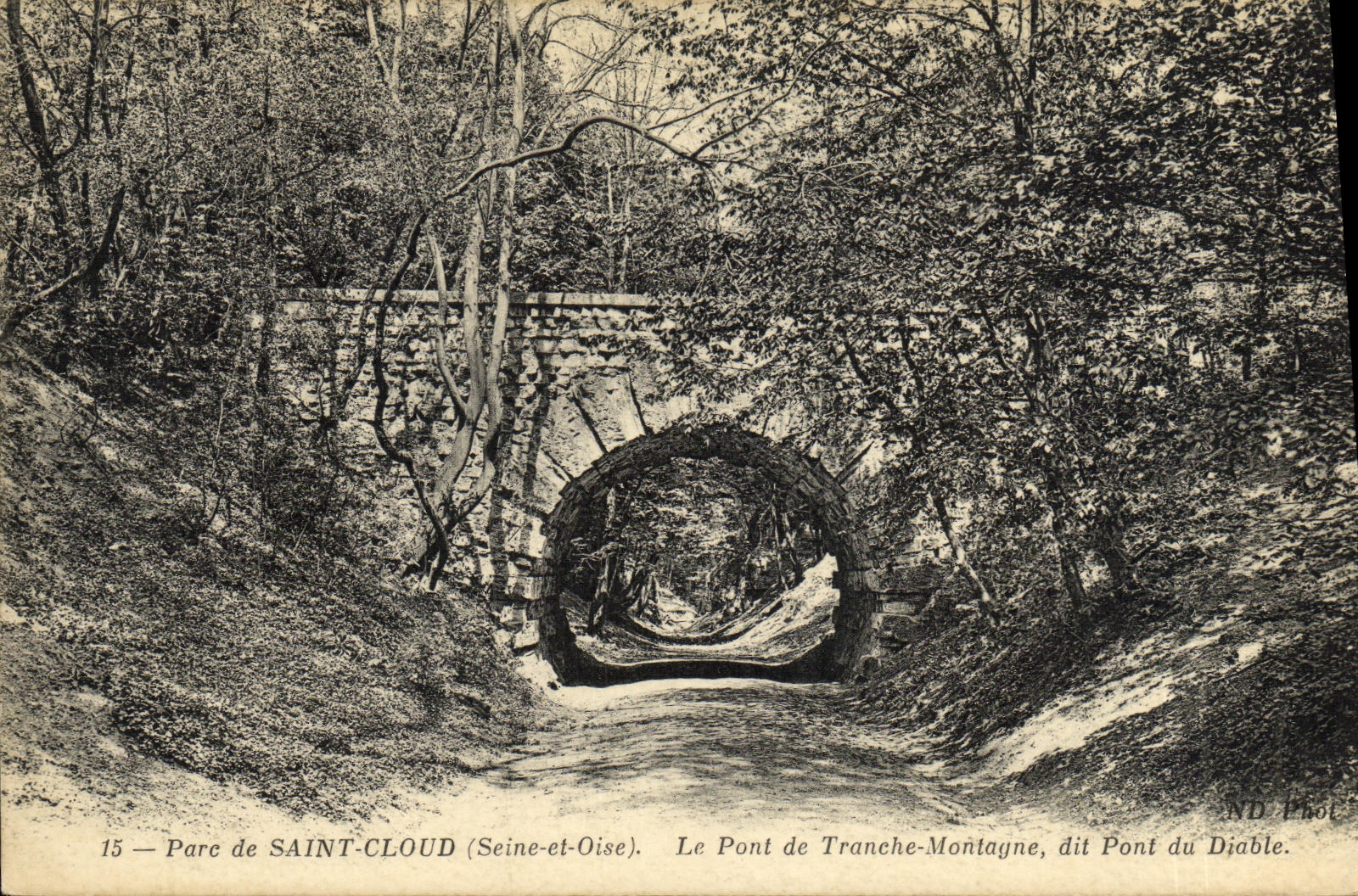 CPA Saint Cloud Le Pont de Tranche Montagne dit Pont du diable