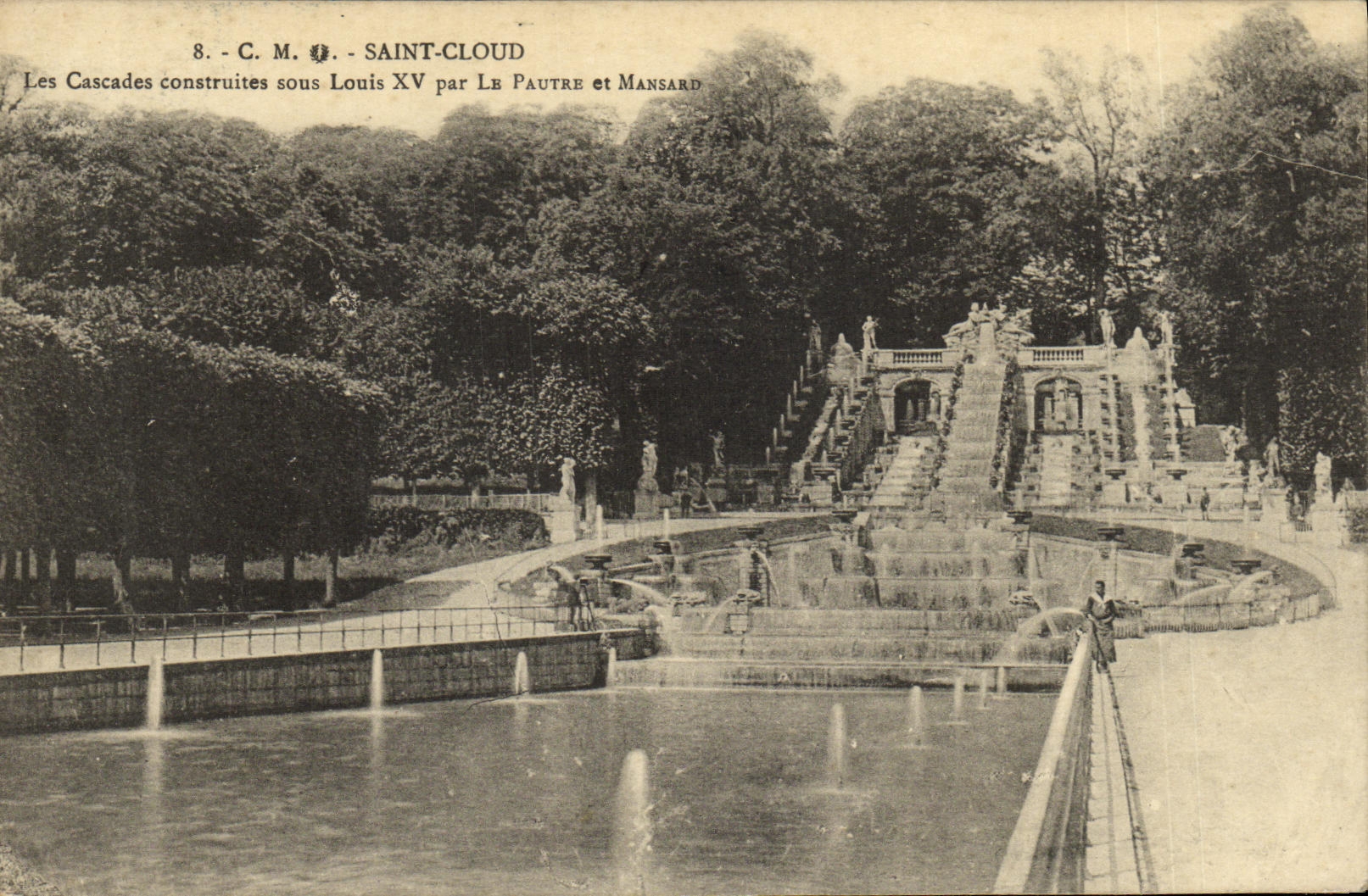 CPA Saint Cloud Les cascades construites sous Louis XV par Le Pautre et Mansard