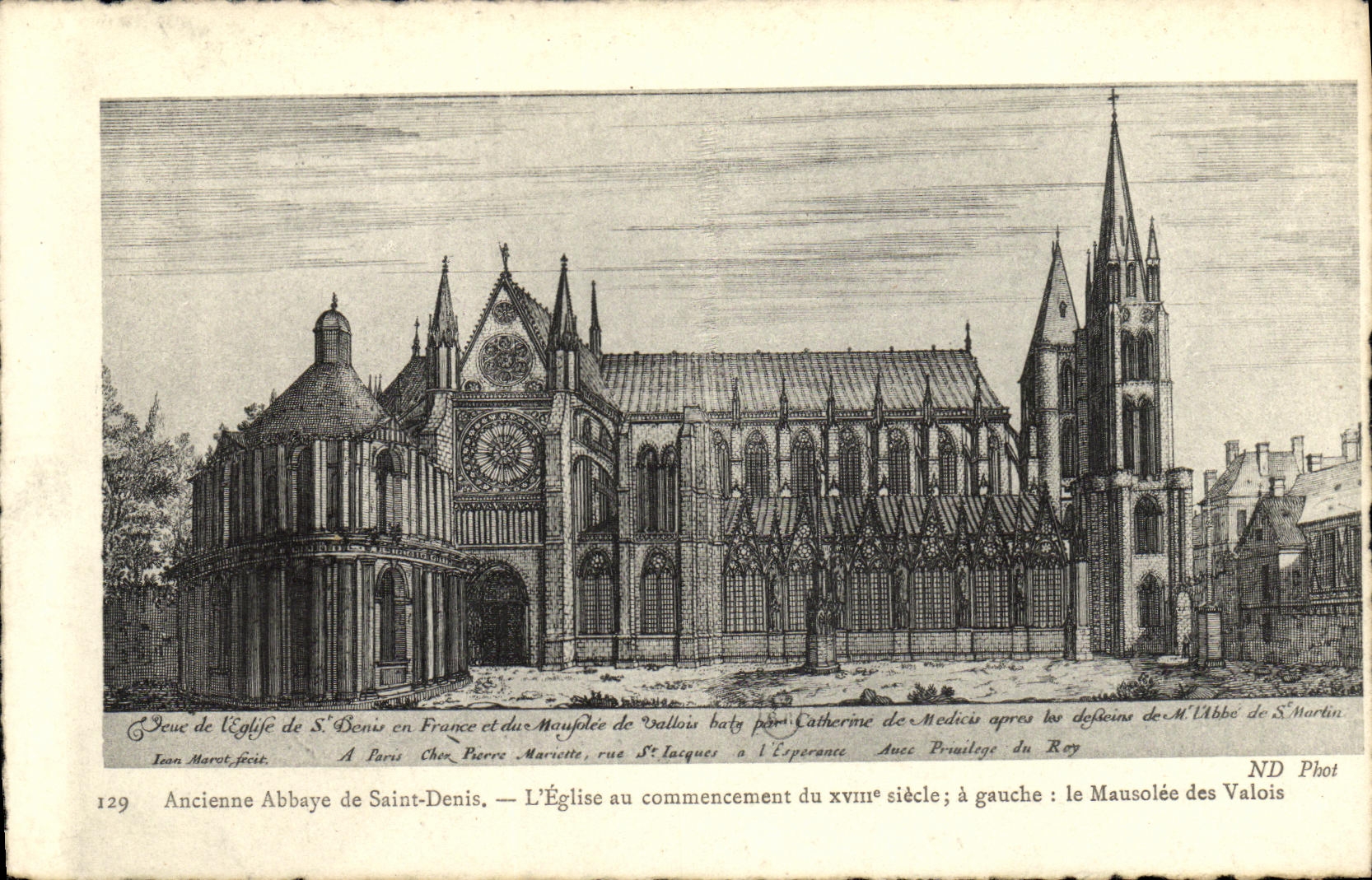 Ancienne Abbaye de Saint-Denis — L'Église au commencement du XVIIIe siècle ; à gauche : le Mausolée des Valois