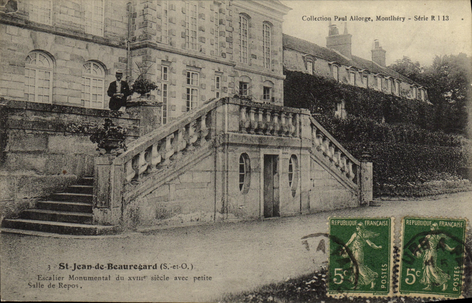 St-Jean-de-Beauregard (S.-et-O.) — Monumental Staircase of the 18th Century with Small Rest Room — Collection Paul Allorge, Montlhéry — Series R 13
