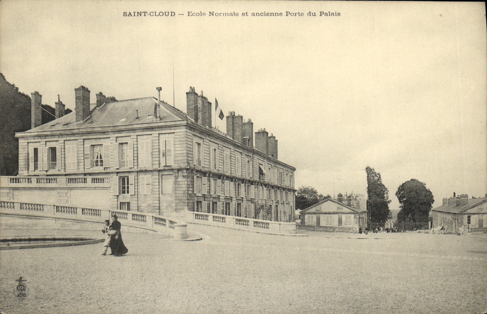 CPA Saint Cloud Ecole Normale et Ancienne Porte du Palais