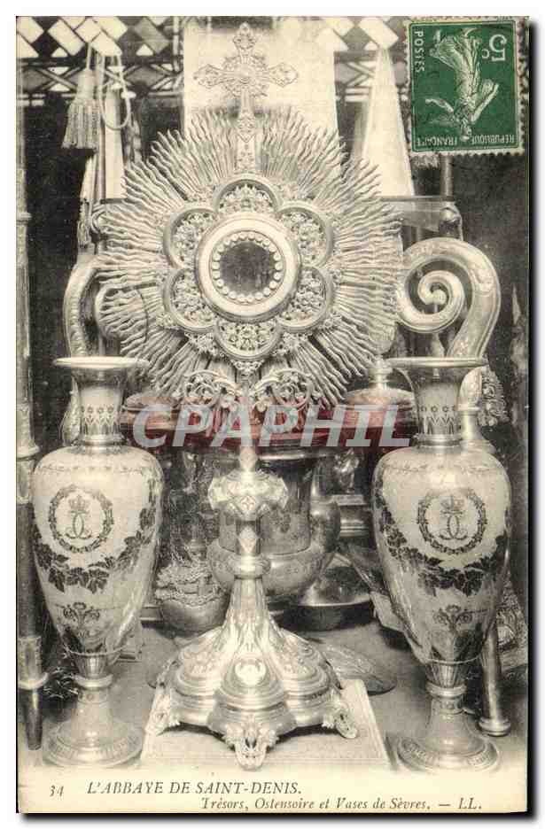 CPA St Denis L Abbaye Tresors Ostensatoire et vases de sevres