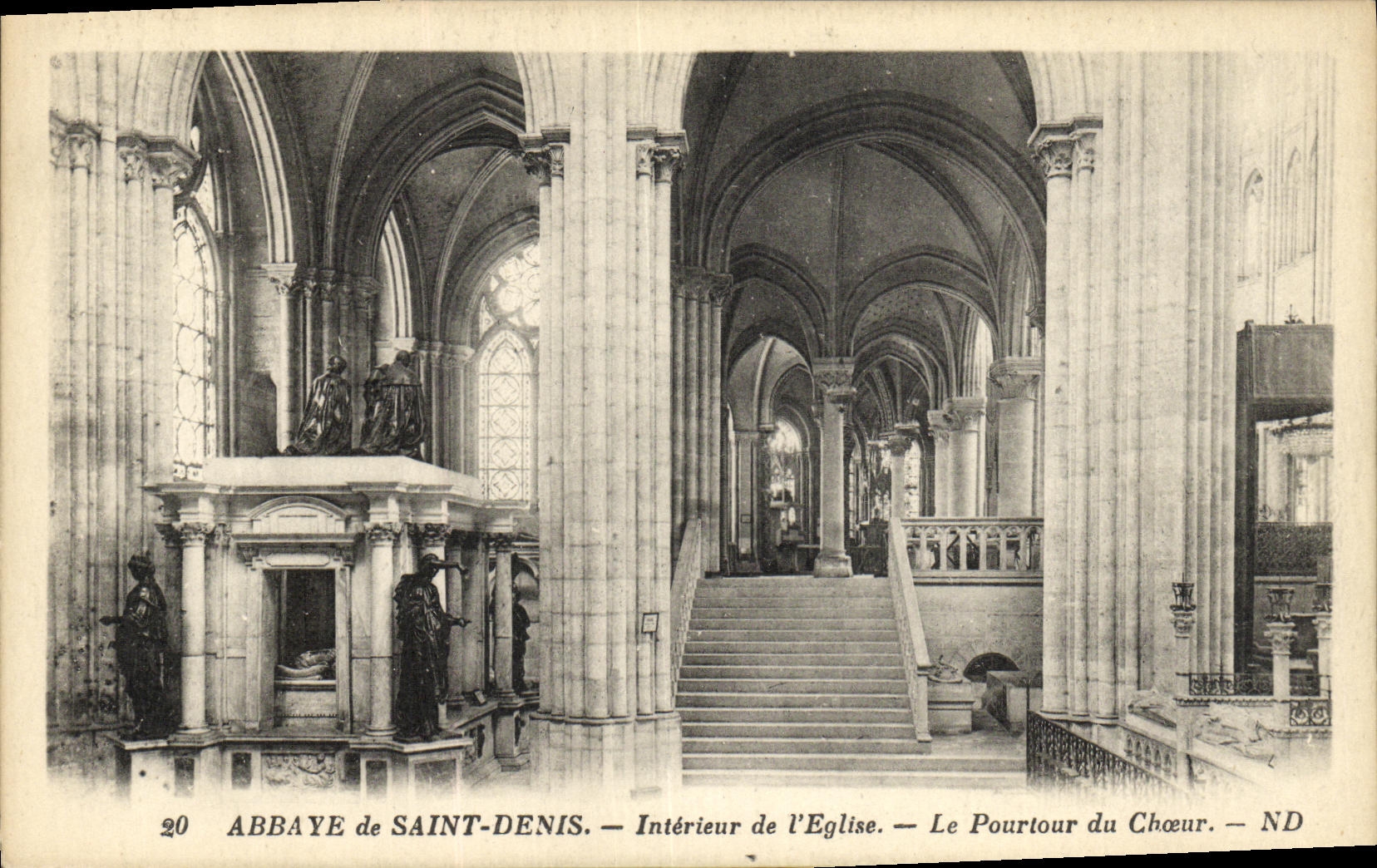 Abbaye de Saint-Denis — Intérieur de l'église — Le Pourtour du Chœur