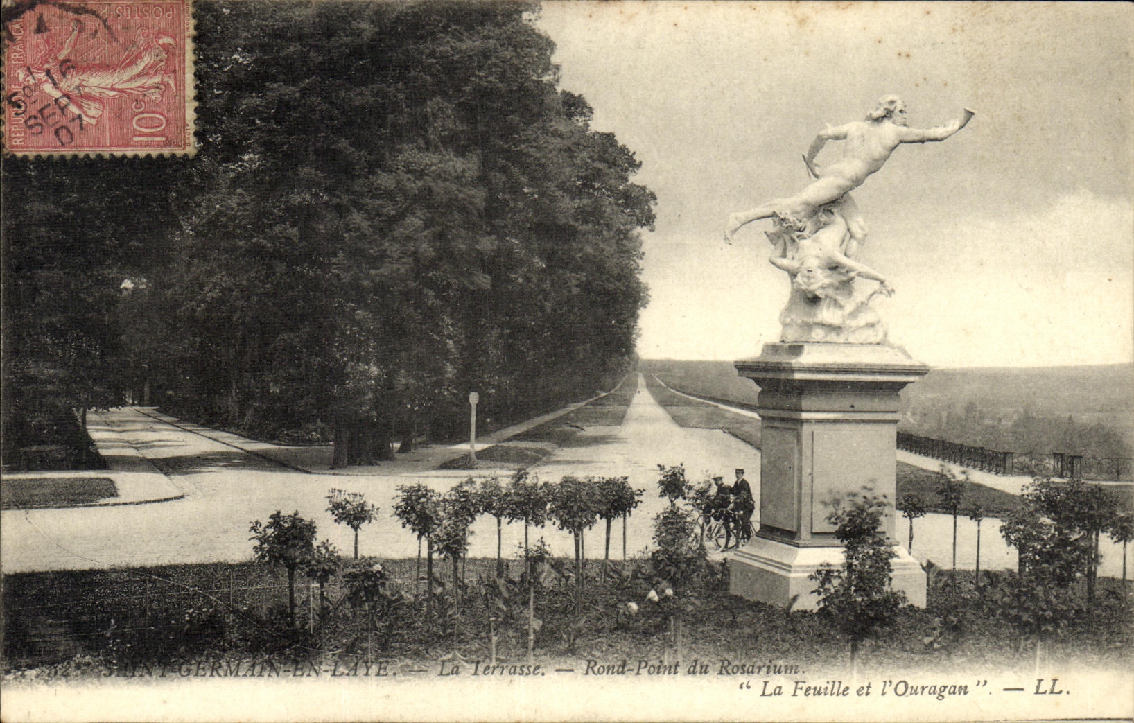 Saint-Germain-en-Laye — La Terrasse — Rond-Point du Rosarium — 'La Feuille et l'Ouïragan' — LL.