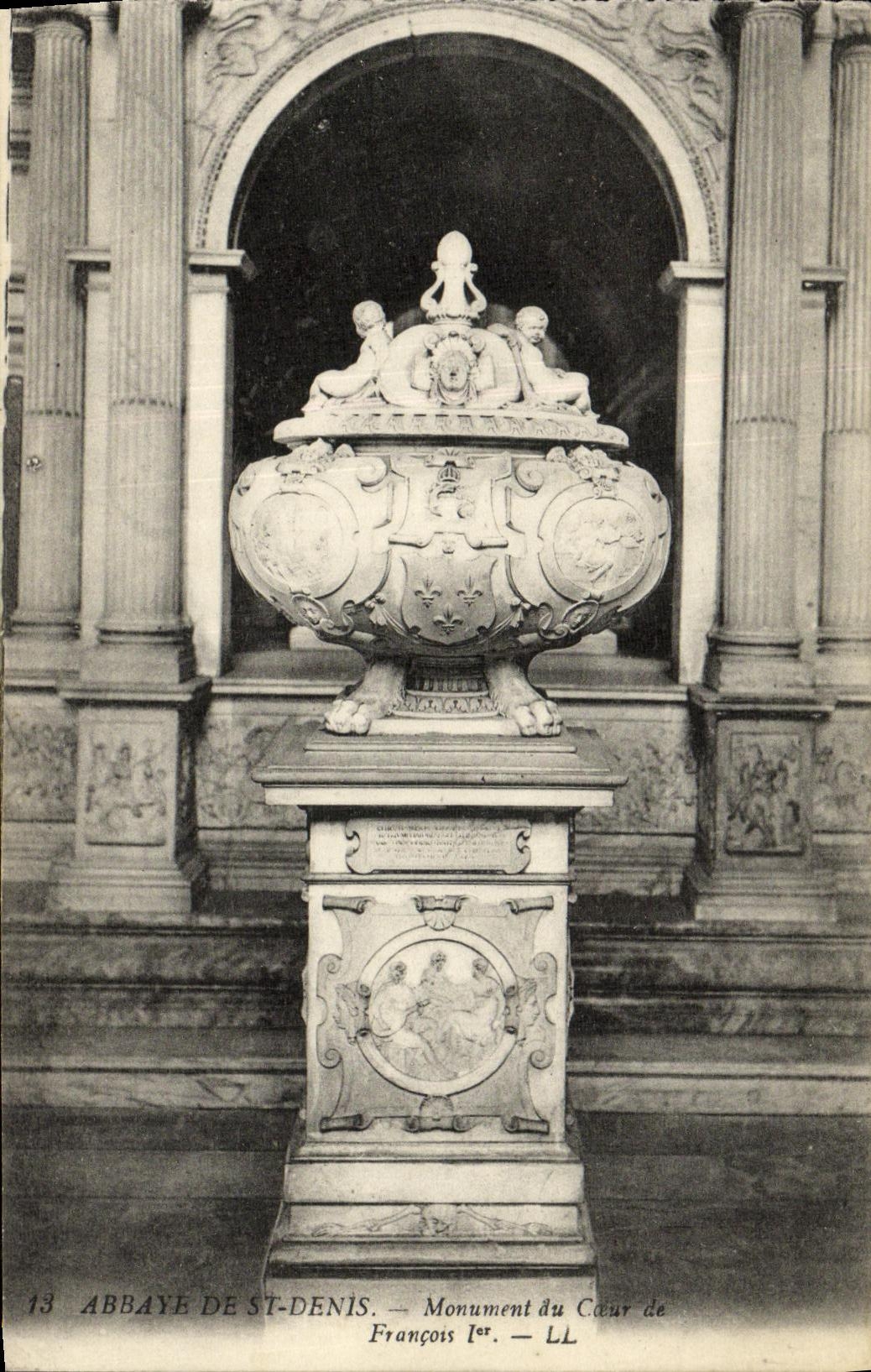 Abbaye de St-Denis — Monument du Cœur de François Ier — LL