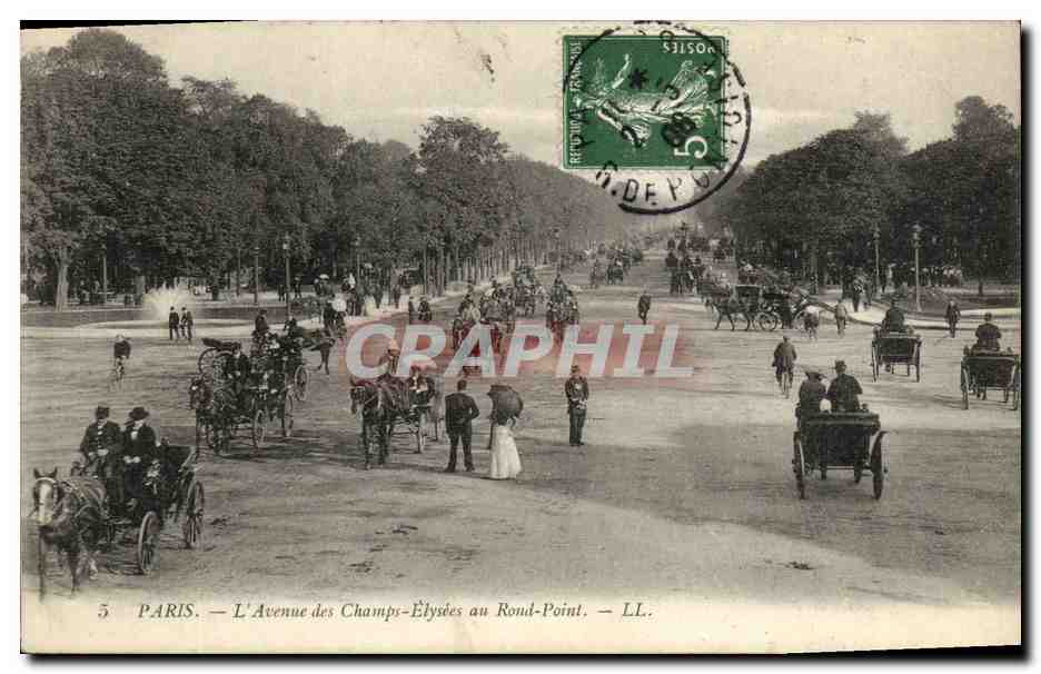 CPA Paris L Avenue des Champs Elysees au Rond Point
