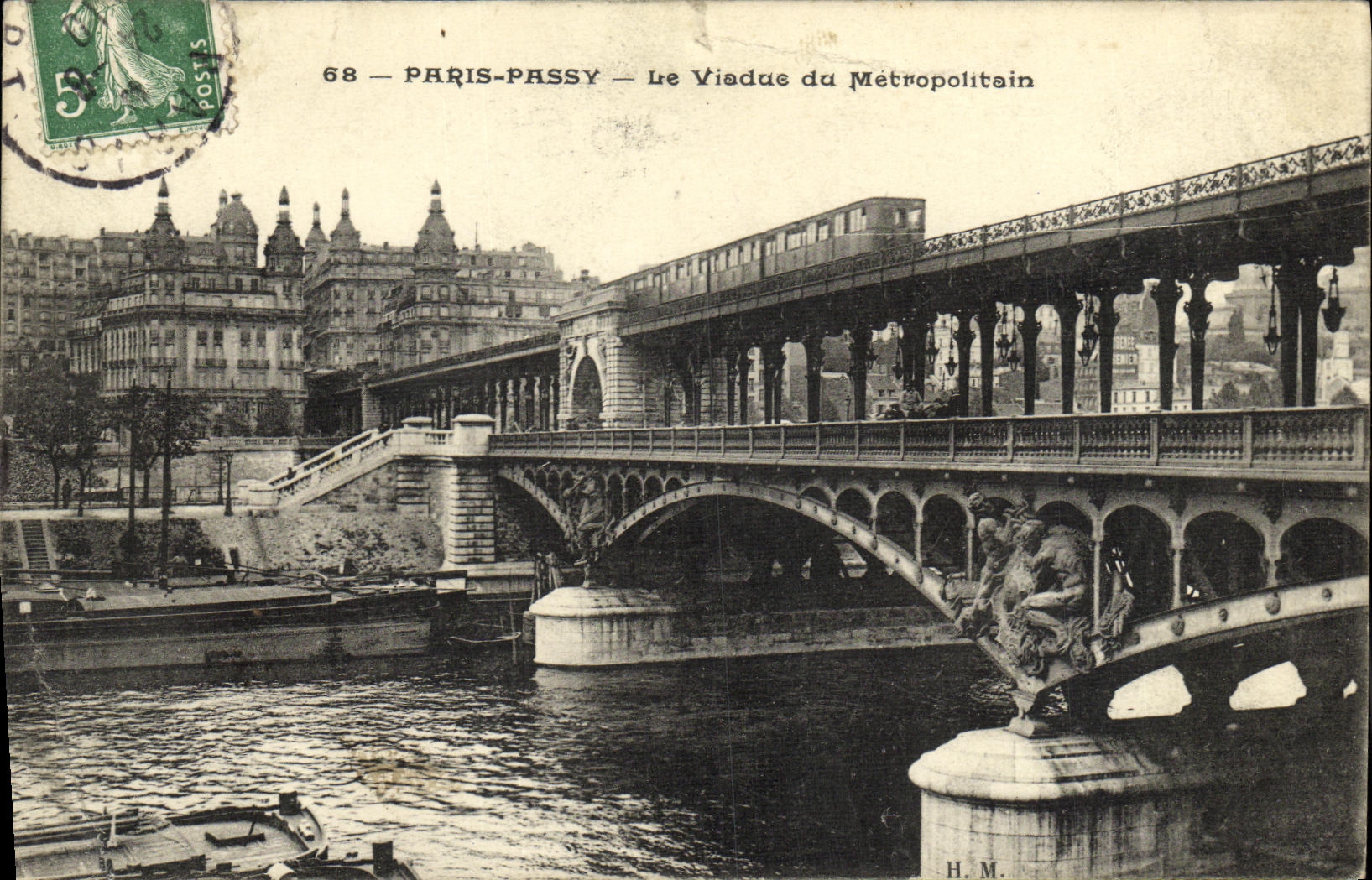 CPA Paris Passy Le Viaduc du Metropolitain Metro