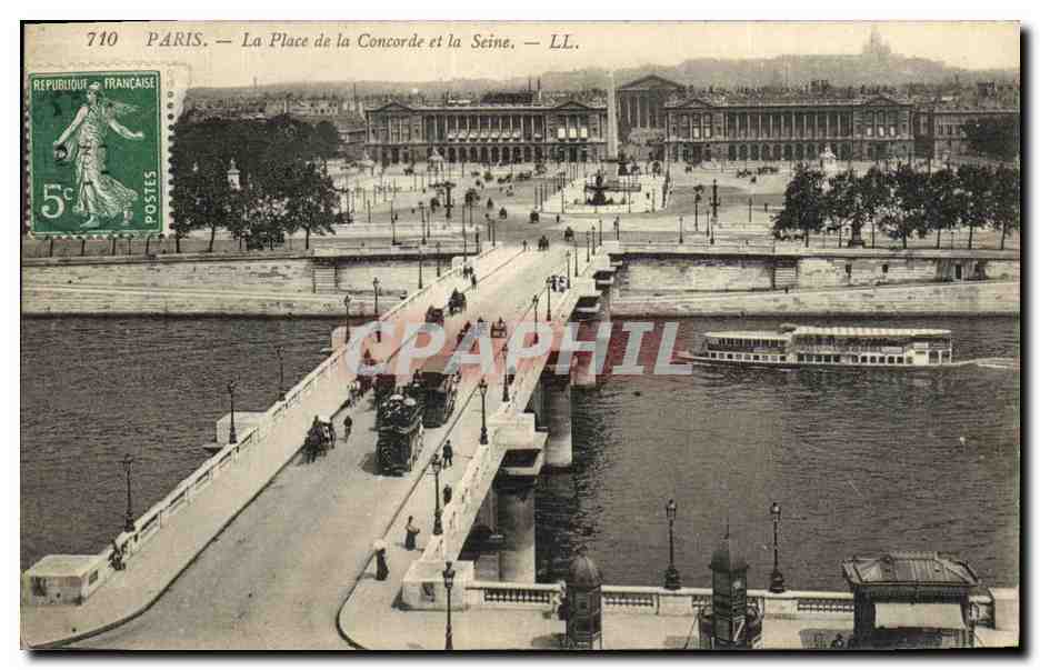 CPA Paris La Place de la Concorde et la Seine Peniche