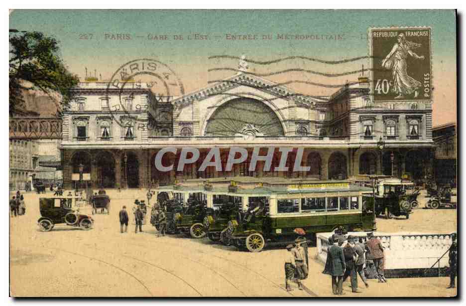 CPA Paris Gare de l Est Entree du Metropolitain Metro