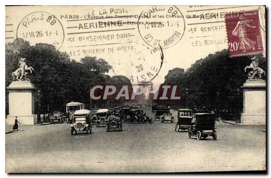 CPA Paris L Avenue des Champs Elysees 