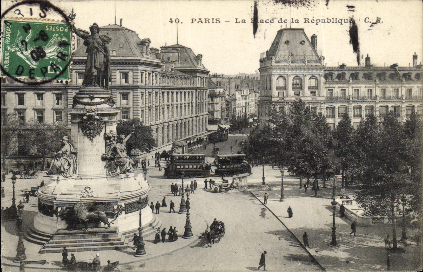 CPA Paris Le Place de la Republique