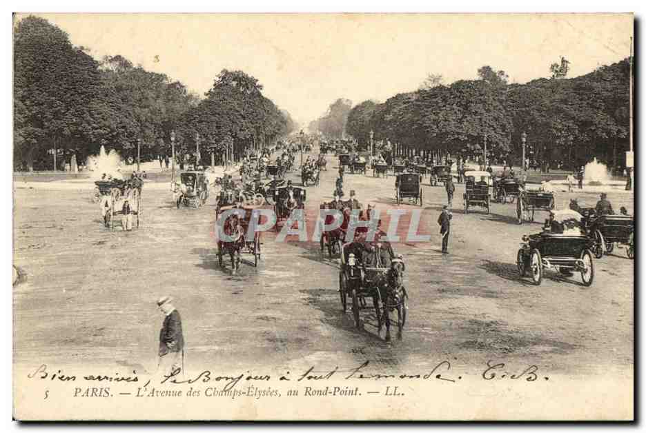 CPA Paris L Avenue des Champs Elysees au Rond Point