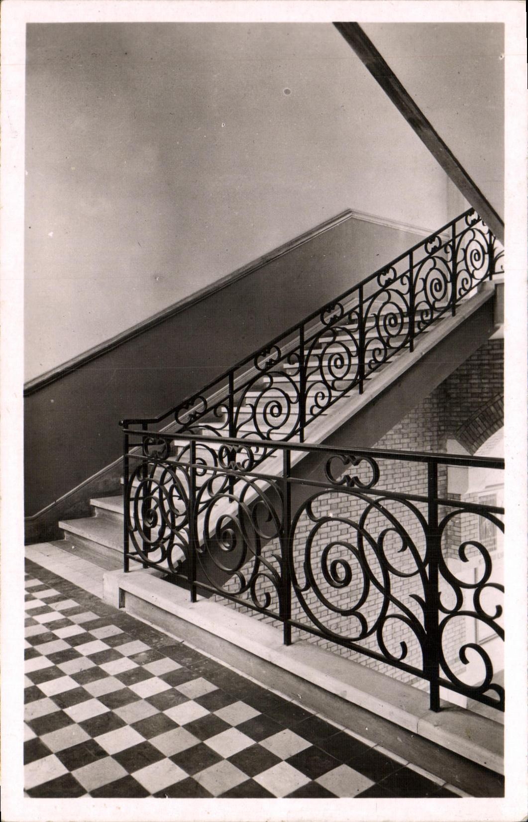 CPA Paris Institut catholique Rue d Assas Grand escalier