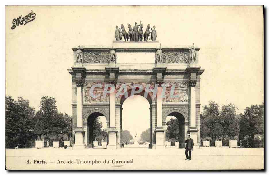 CPA Paris Arc de Triomphe du Carousel Maggi