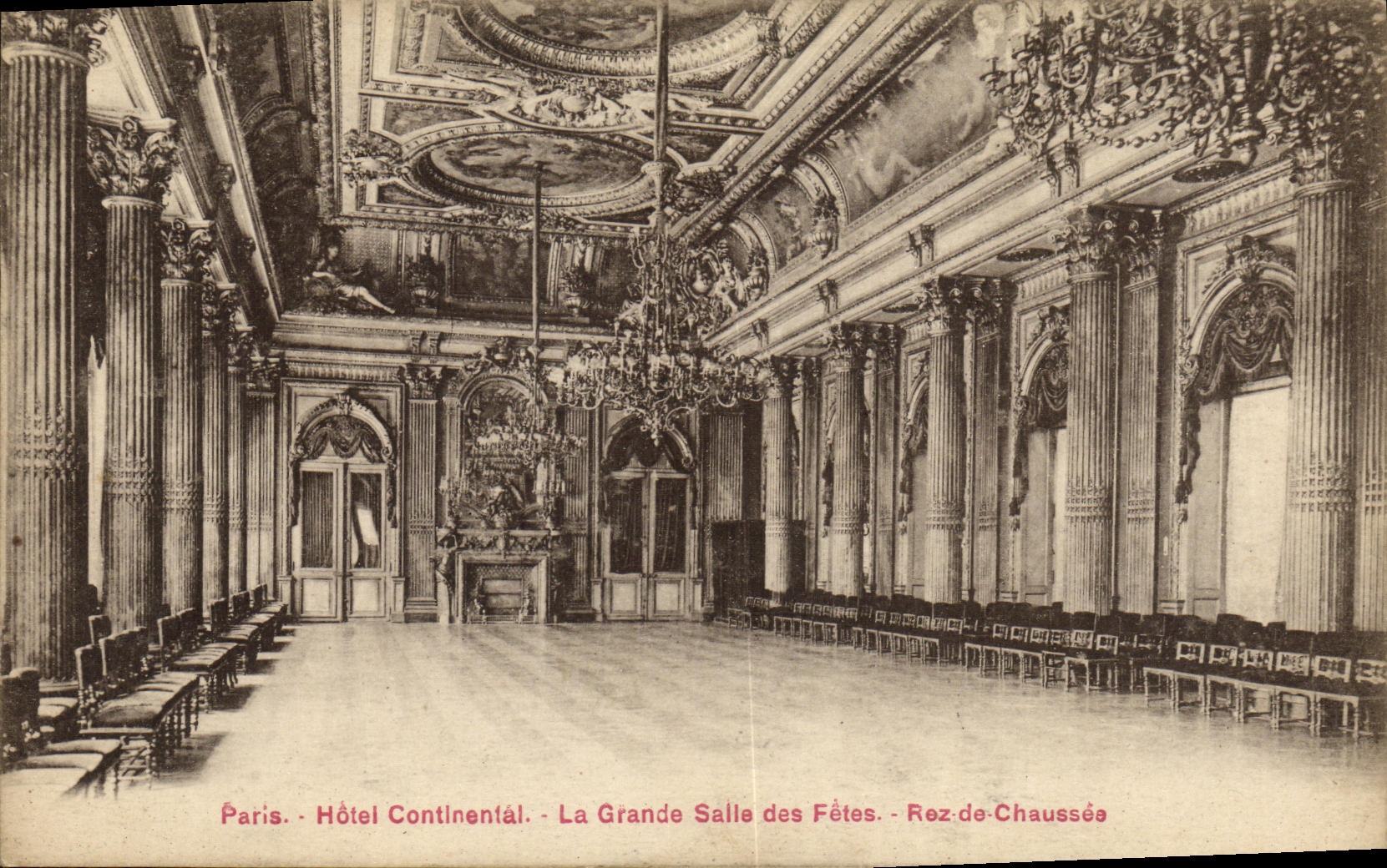 CPA Paris Hotel Continental La Grande Salle des Fetes
