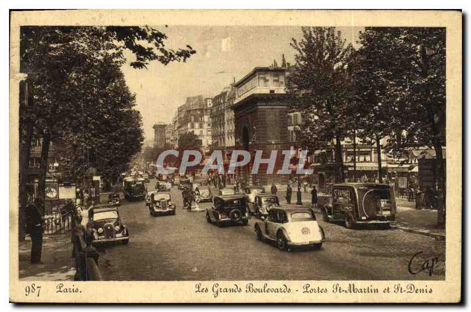 CPA Paris Les grands Boulevards Portes St Martin et St Denis